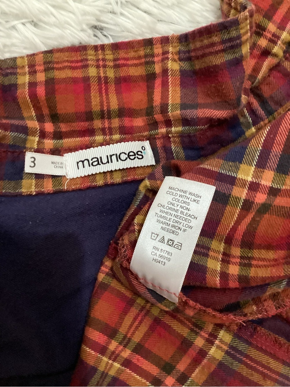 Maurice’s Size 3 Plaid Button Front Shirt – Hi-Low Hem fall colors - Picture 7 of 14